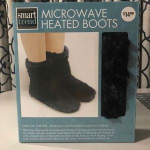 Microwave Heated Boots / Size: S/M (6-8)